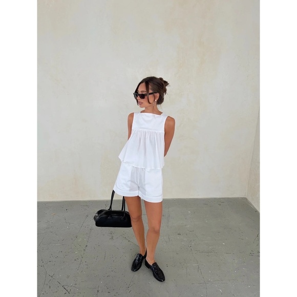 NWT!! WEWOREWHAT Tie Waist Shorts White Poplin Pockets Elastic Waist Large - Picture 1 of 16